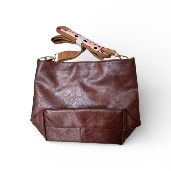 Handbags - Chic Brown Leather Tote Bag